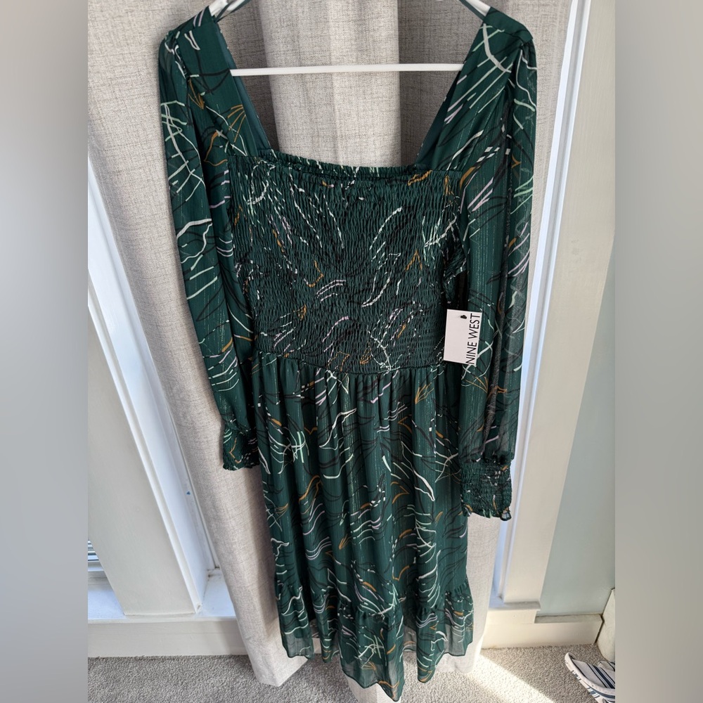 Nine West Dark Green Smocked Long-Sleeve Midi Dress with Abstract Print